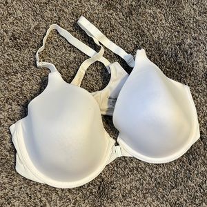 White front clasp Vanity Fair Bra 36D